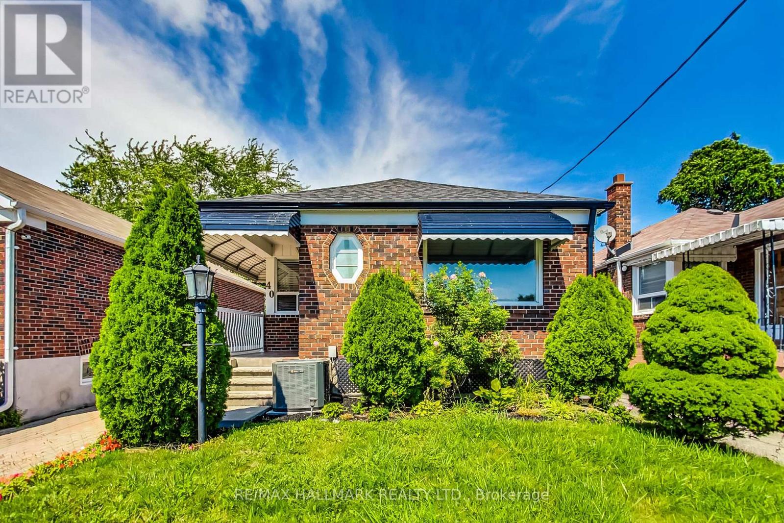 40 TIAGO AVENUE, Toronto, Ontario