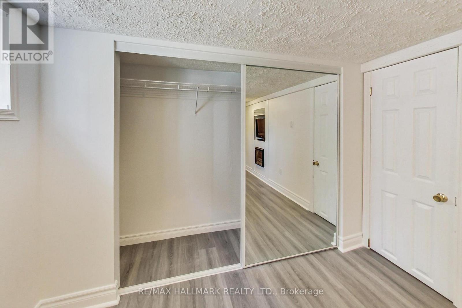 40 Tiago Avenue, Toronto, Ontario  M4B 2A1 - Photo 10 - E12995844