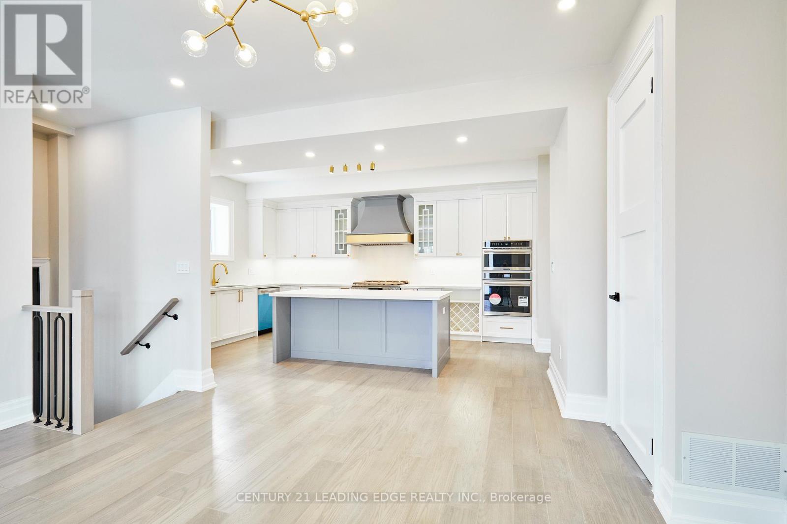 50 Dorset Road, Toronto, Ontario  M1M 2S7 - Photo 10 - E12995870