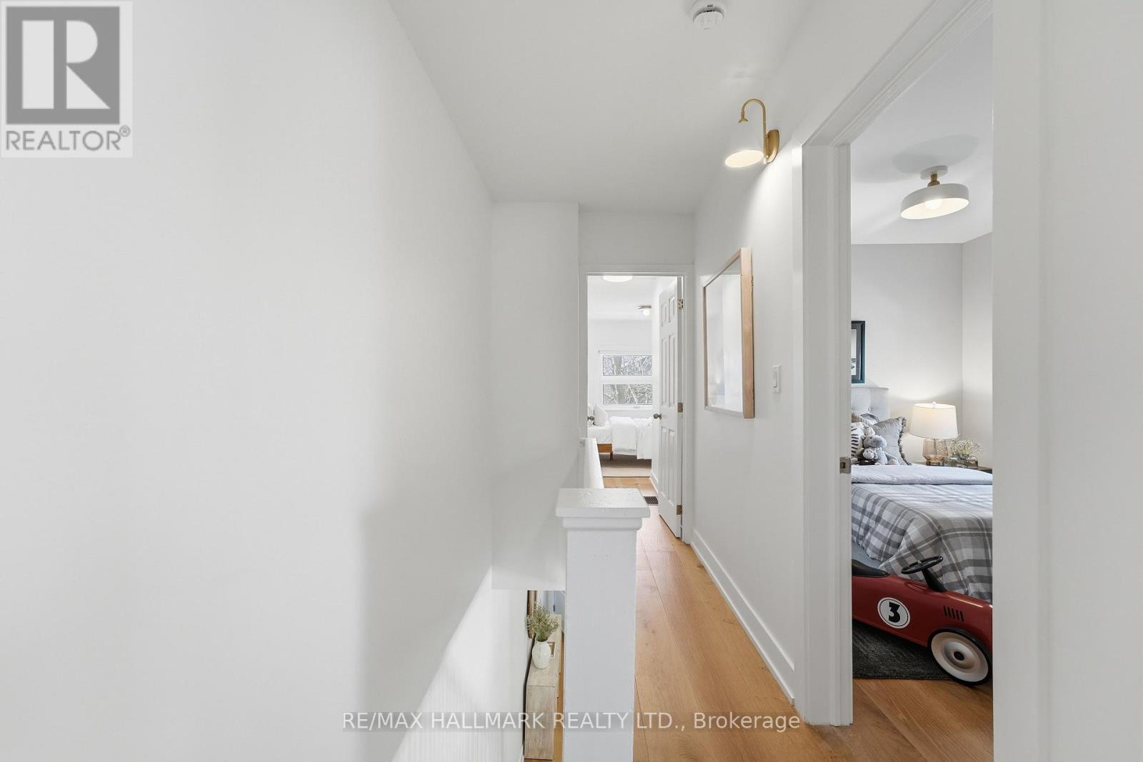 45 Hiltz Avenue, Toronto, Ontario  M4L 2N6 - Photo 19 - E12995888