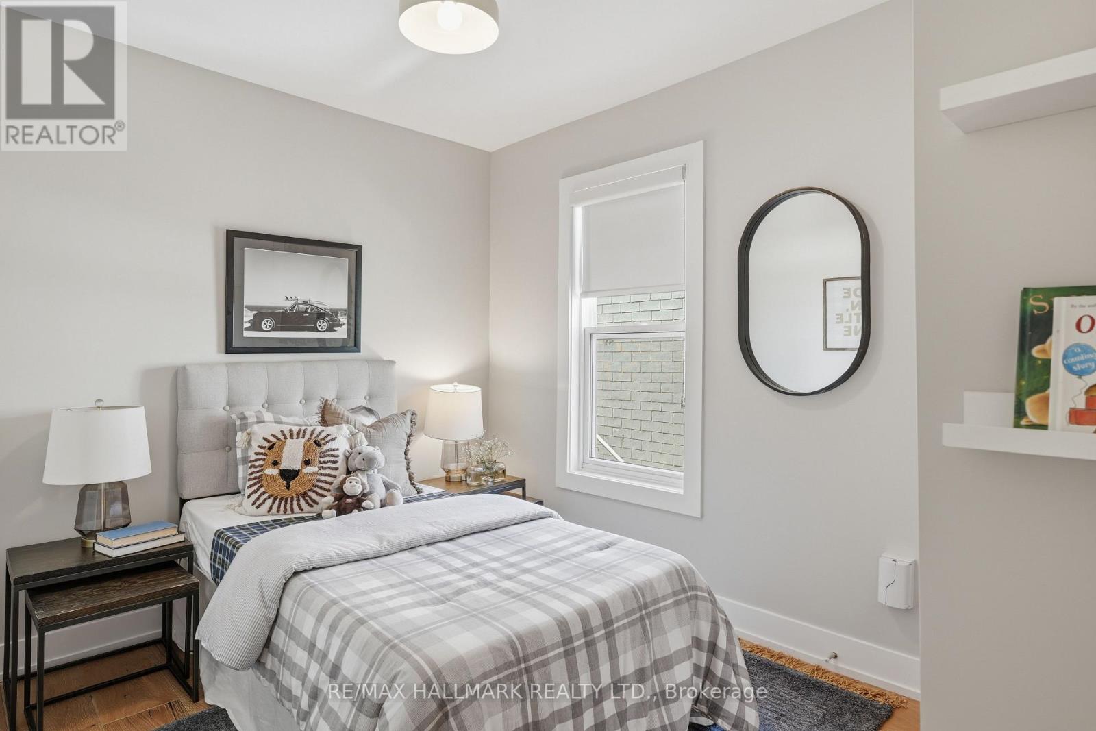 45 Hiltz Avenue, Toronto, Ontario  M4L 2N6 - Photo 20 - E12995888