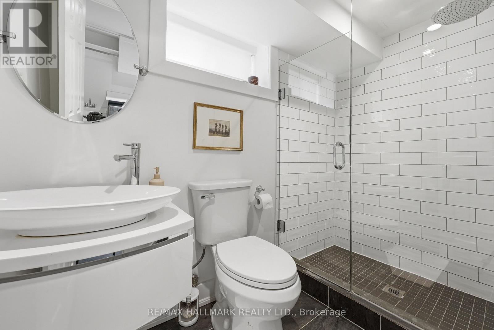 45 Hiltz Avenue, Toronto, Ontario  M4L 2N6 - Photo 31 - E12995888