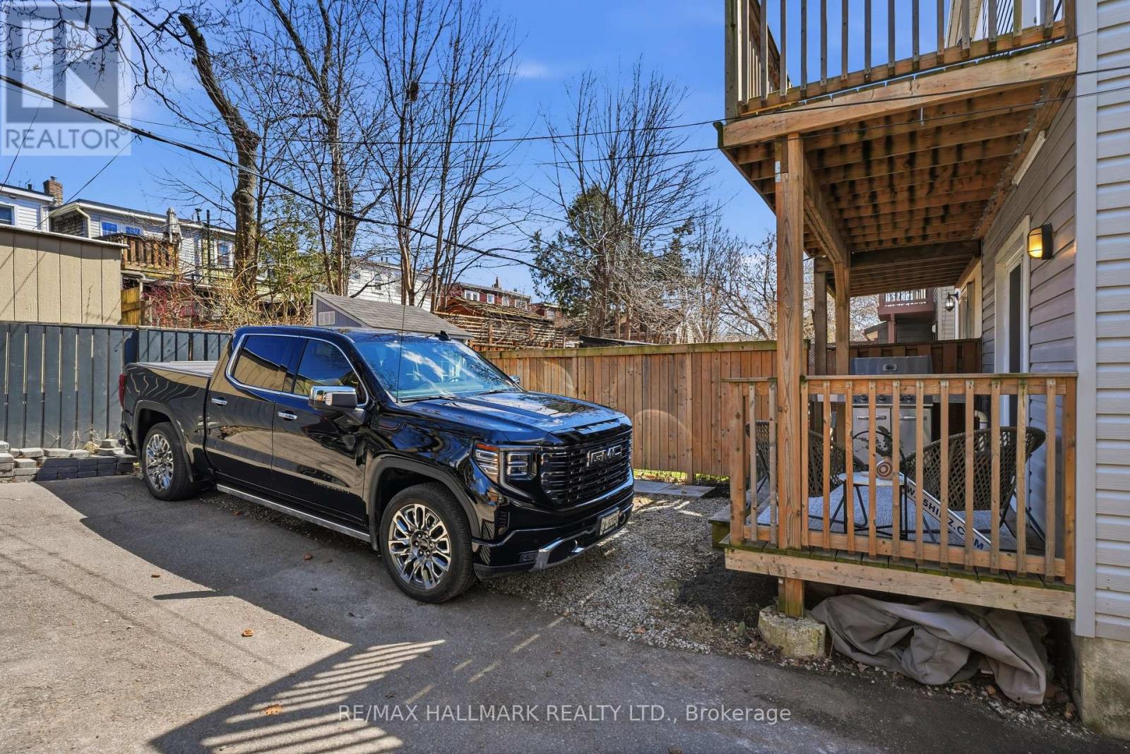 45 Hiltz Avenue, Toronto, Ontario  M4L 2N6 - Photo 32 - E12995888