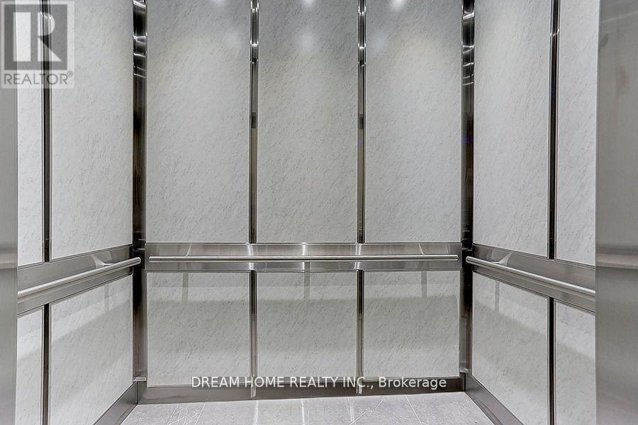 205 - B - 7800 Woodbine Avenue, Markham, Ontario  L3R 2N7 - Photo 2 - N12995784