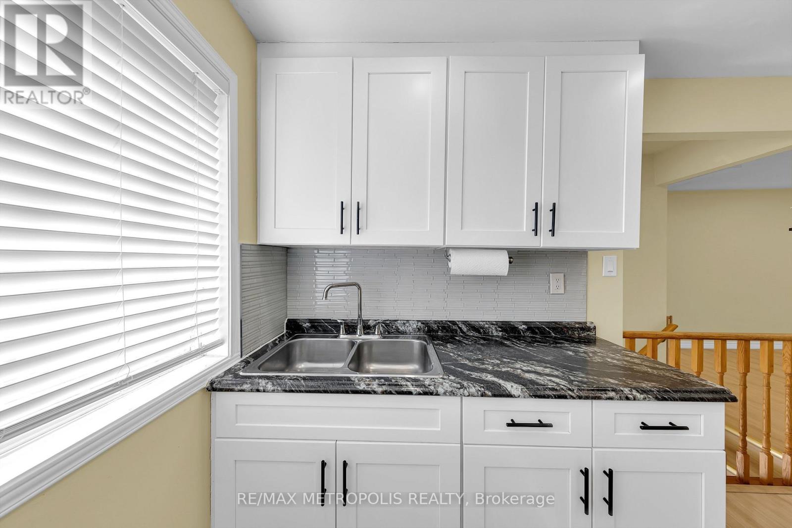 Main - 41 Tormore Drive, Richmond Hill, Ontario  L4C 3N3 - Photo 13 - N12995808