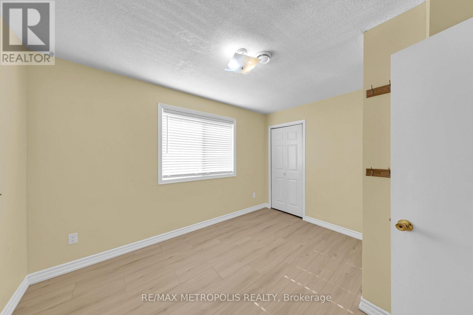 Main - 41 Tormore Drive, Richmond Hill, Ontario  L4C 3N3 - Photo 17 - N12995808