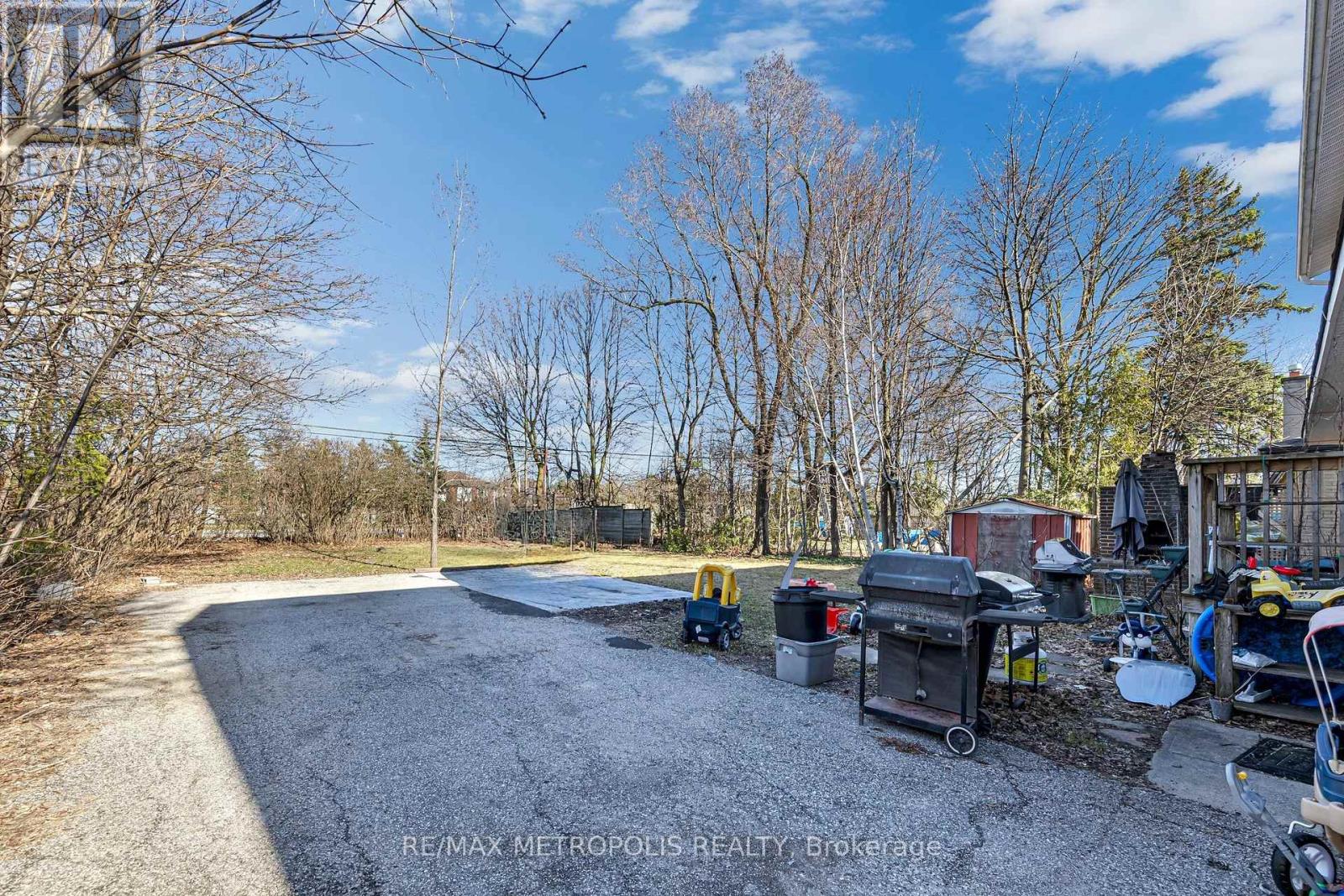 Main - 41 Tormore Drive, Richmond Hill, Ontario  L4C 3N3 - Photo 26 - N12995808