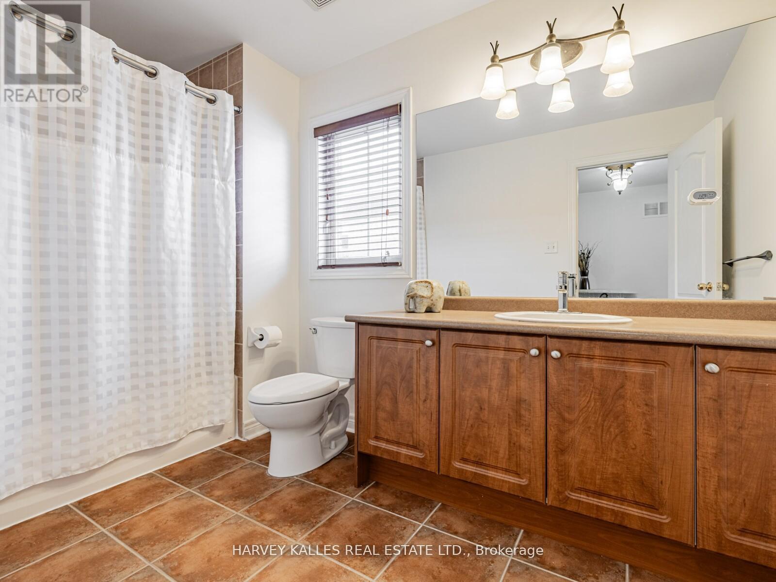 12 Barberry Crescent, Richmond Hill, Ontario  L4E 4S5 - Photo 32 - N12995880