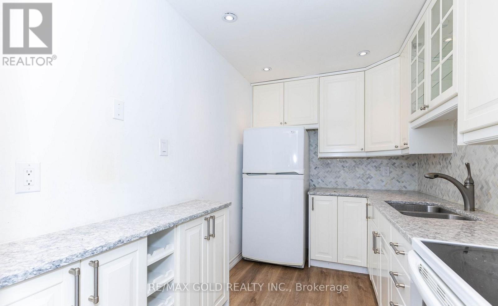 20 Harper Way, Markham, Ontario  L3T 5A5 - Photo 17 - N12995944