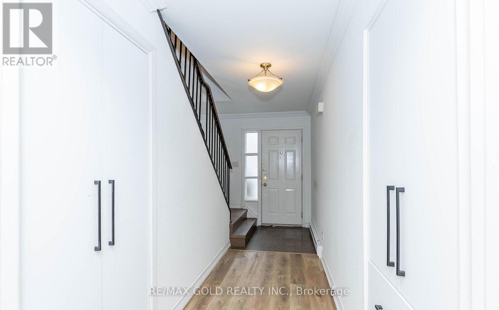 20 Harper Way, Markham, Ontario  L3T 5A5 - Photo 7 - N12995944