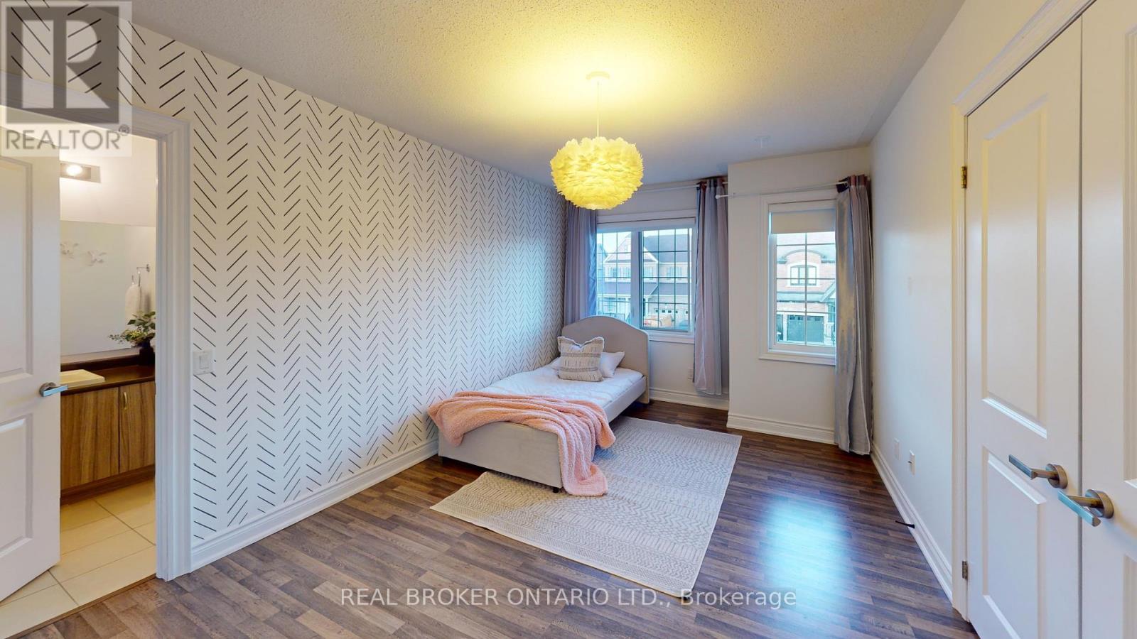 34 Kidd Street, Bradford West Gwillimbury (Bradford), Ontario  L3Z 0V5 - Photo 17 - N12995946