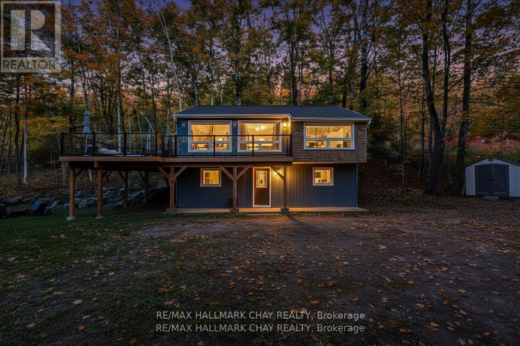 1 Iroquois Ridge, Oro-Medonte, Ontario  L0K 1E0 - Photo 2 - S12995950