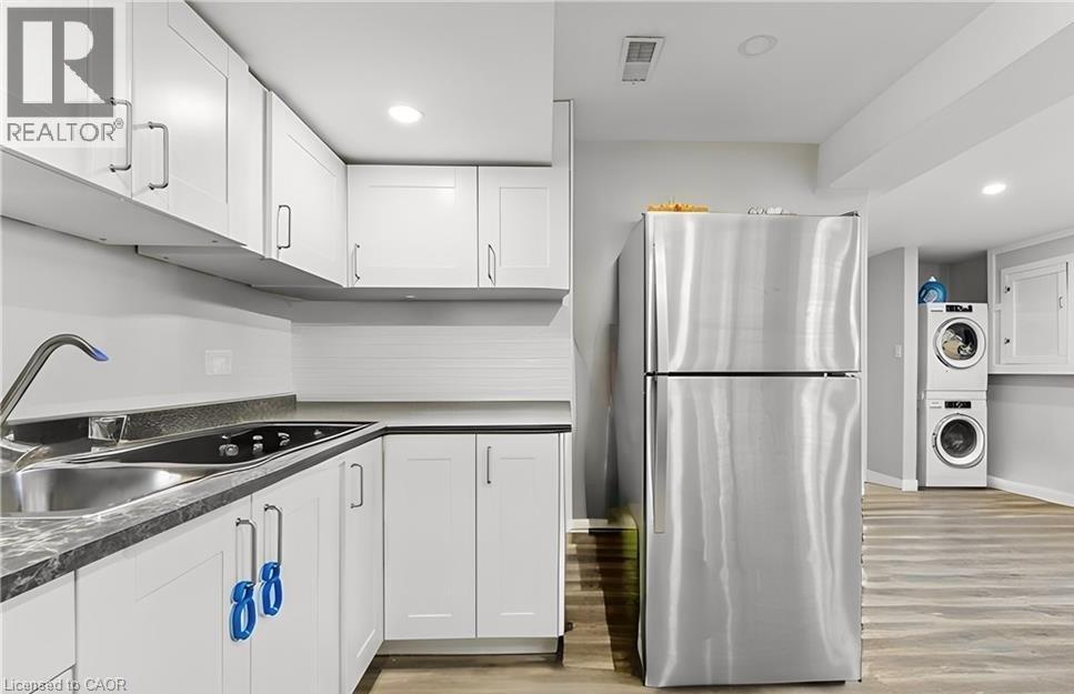 203 Commercial Street Unit Lower, Welland, Ontario  L3B 5Z5 - Photo 6 - 40820614