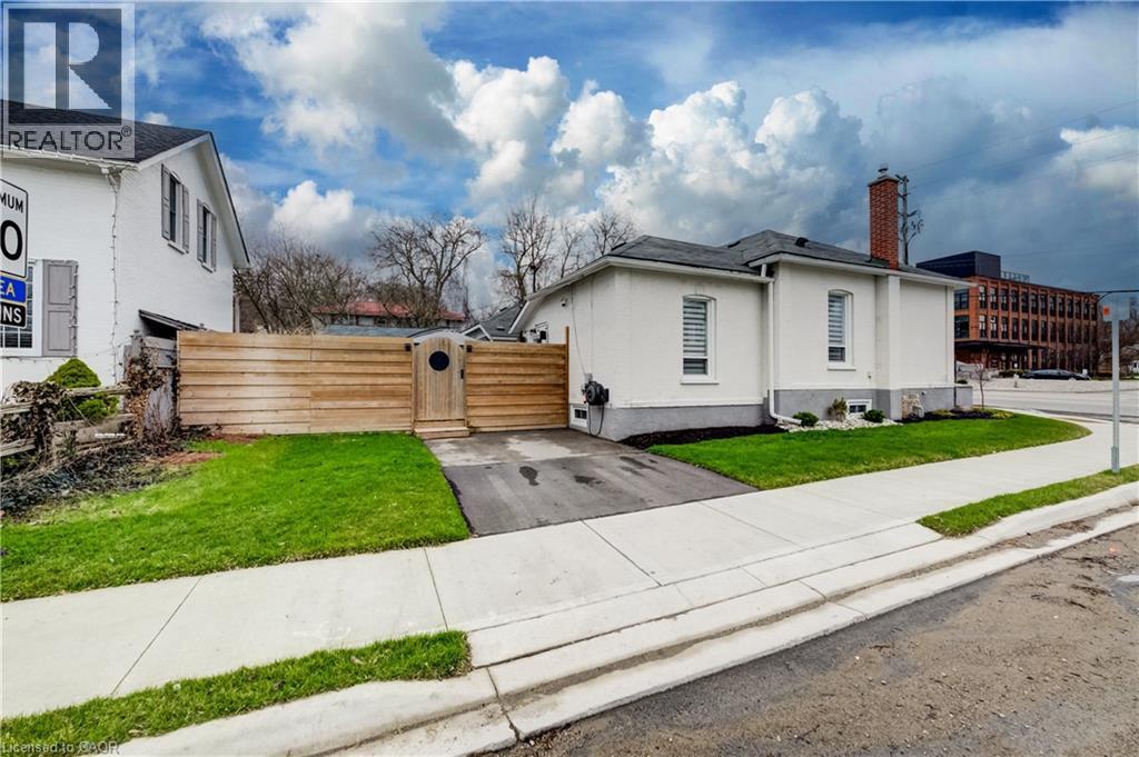 19 Cedar Street, Cambridge, Ontario  N1S 1T8 - Photo 46 - 40820538