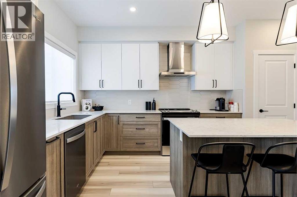 92 Ashlar Road Nw, Calgary, Alberta  T3R 2M3 - Photo 2 - A2280373