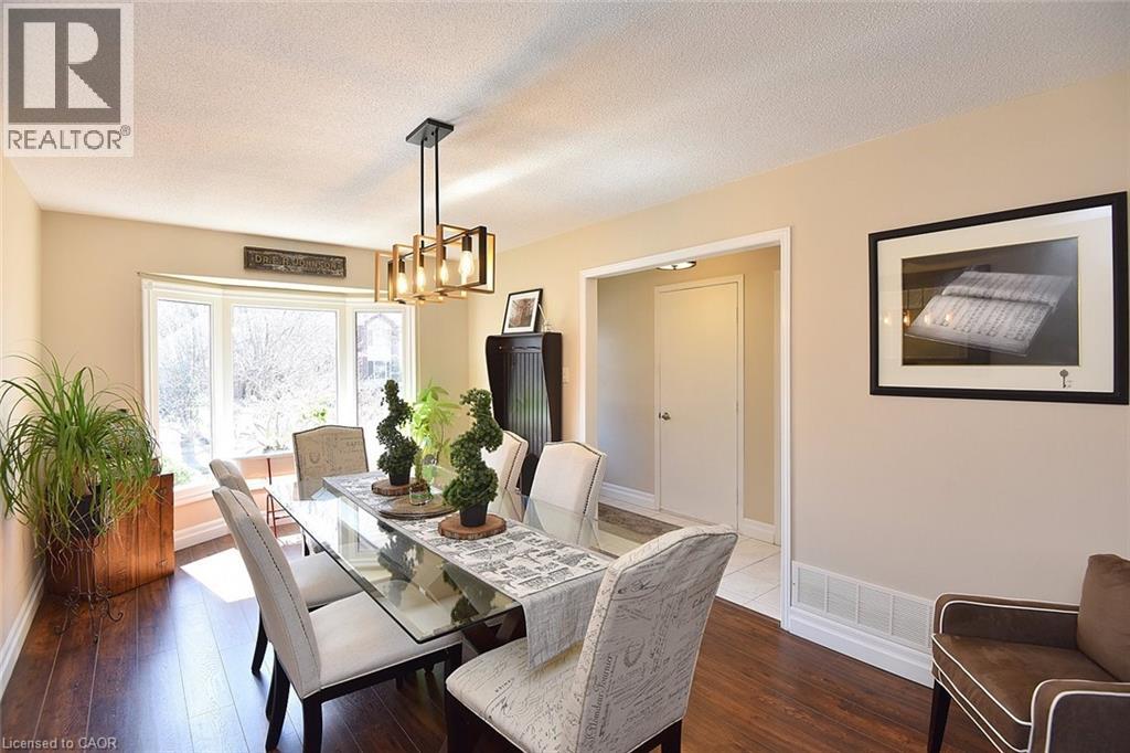 2206 Donald Road, Burlington, Ontario  L7M 3R9 - Photo 4 - 40808501