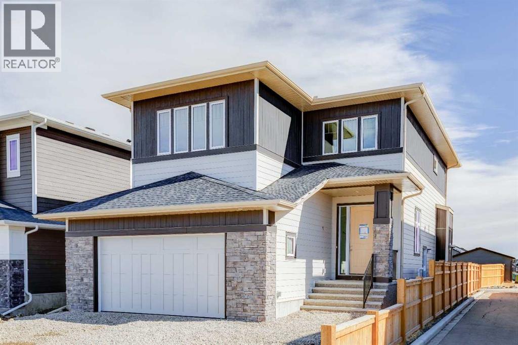 629 Sailfin Drive, Rural Rocky View County, Alberta  T3Z 0J5 - Photo 2 - A2287327