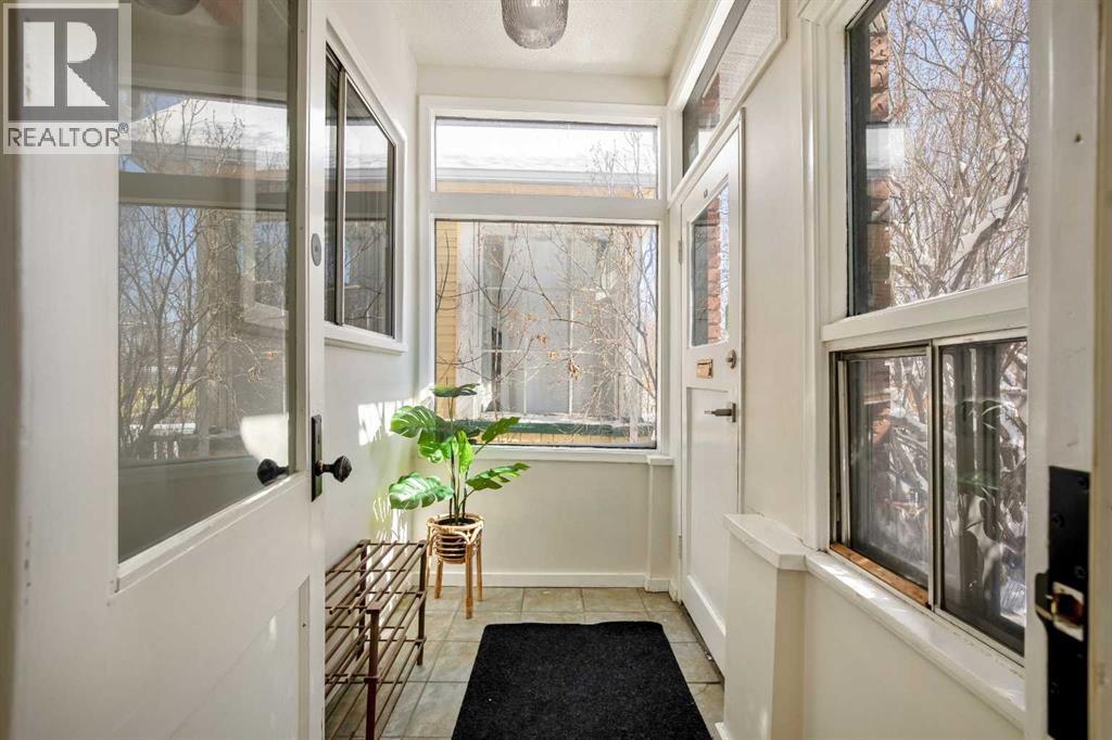 430 15 Avenue NE, Calgary, Alberta  T2E 1H4 - Photo 6 - A2274612