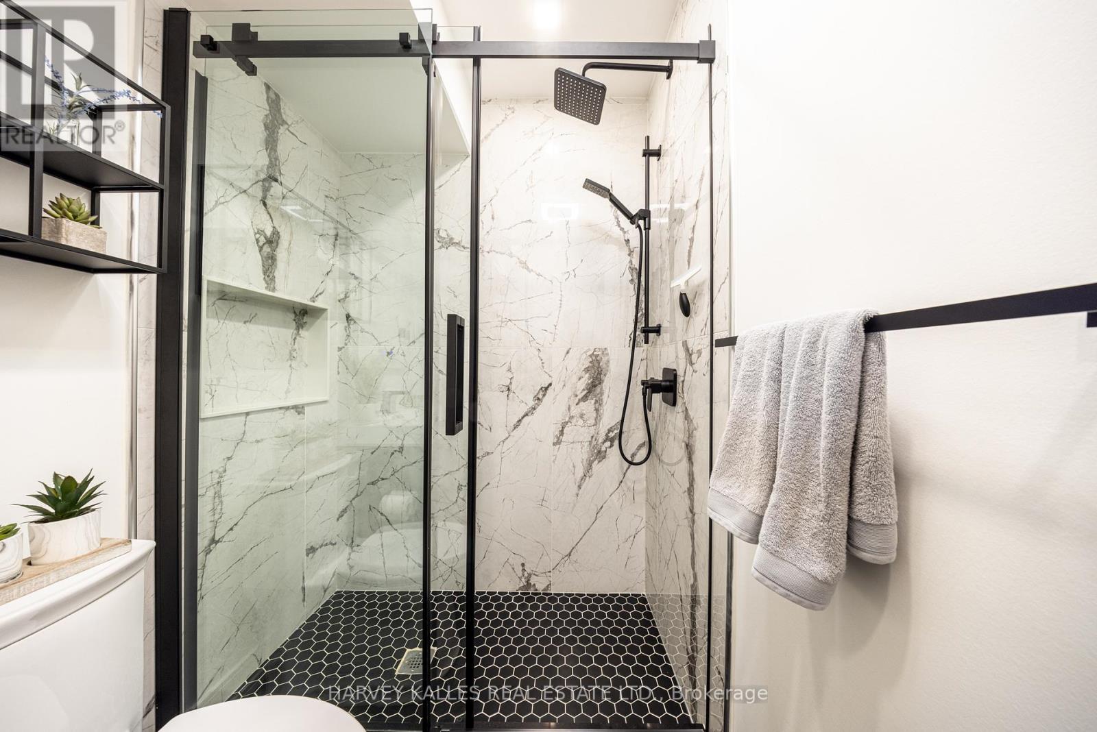 488 Arlington Avenue, Toronto (Humewood-Cedarvale), Ontario  M6C 3A2 - Photo 33 - C12995338