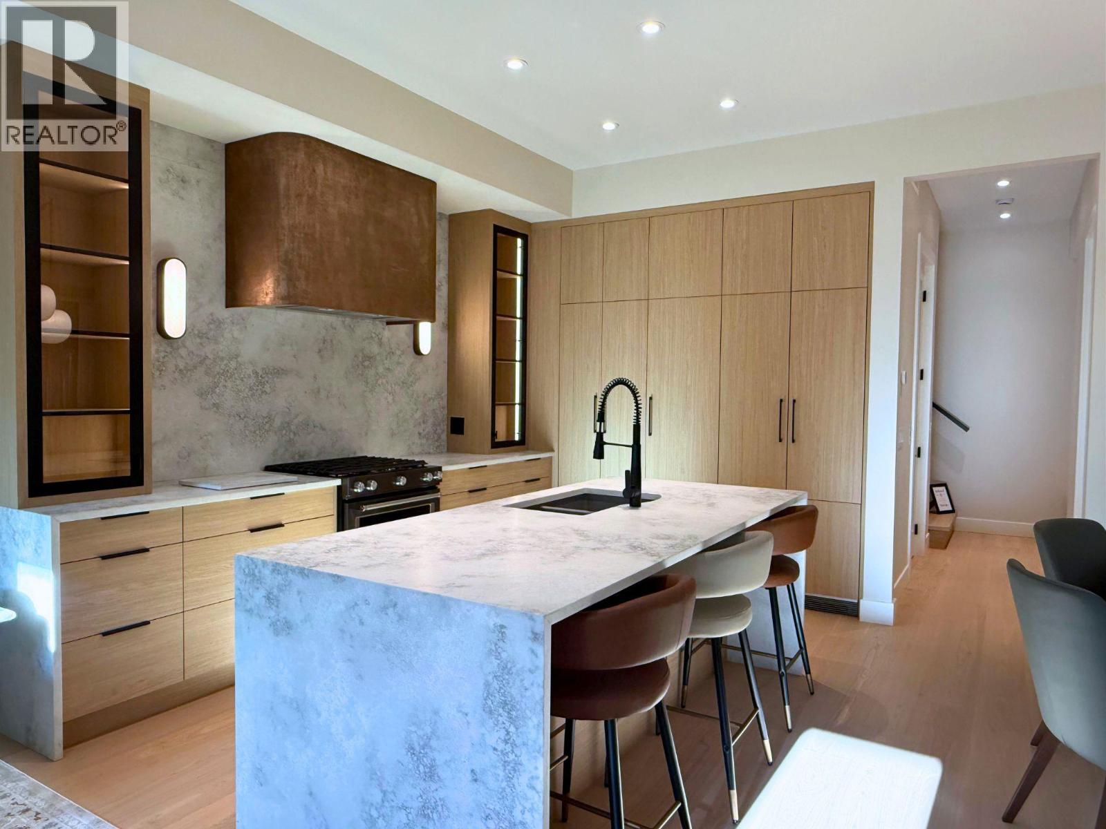 781 Martin Avenue Unit# 3, Kelowna, British Columbia  V1Y 6V4 - Photo 63 - 10373590