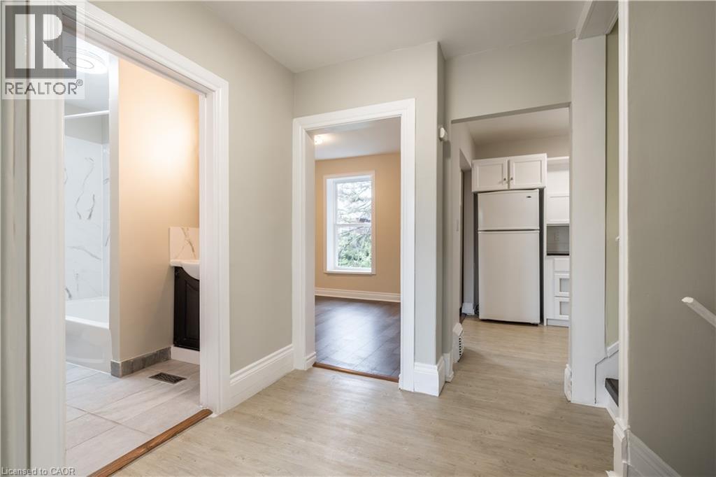 16 Sherman Avenue S Unit# Main, Hamilton, Ontario  L8M 2P4 - Photo 16 - 40819011