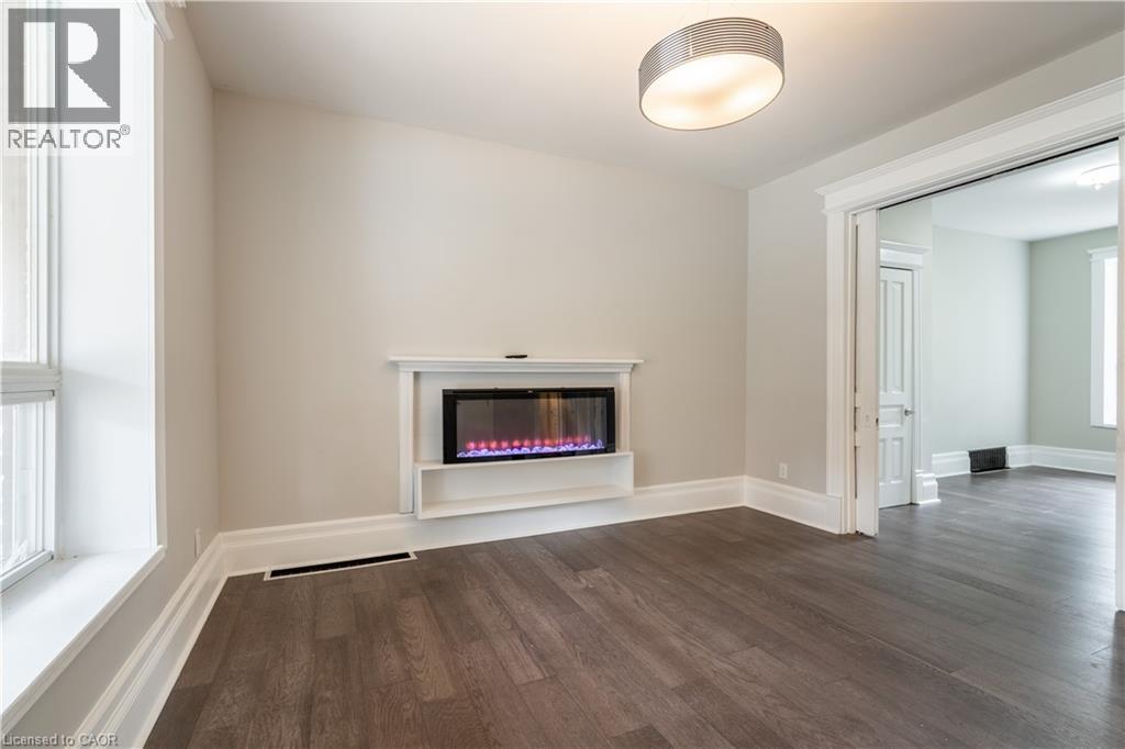 16 Sherman Avenue S Unit# Main, Hamilton, Ontario  L8M 2P4 - Photo 6 - 40819011