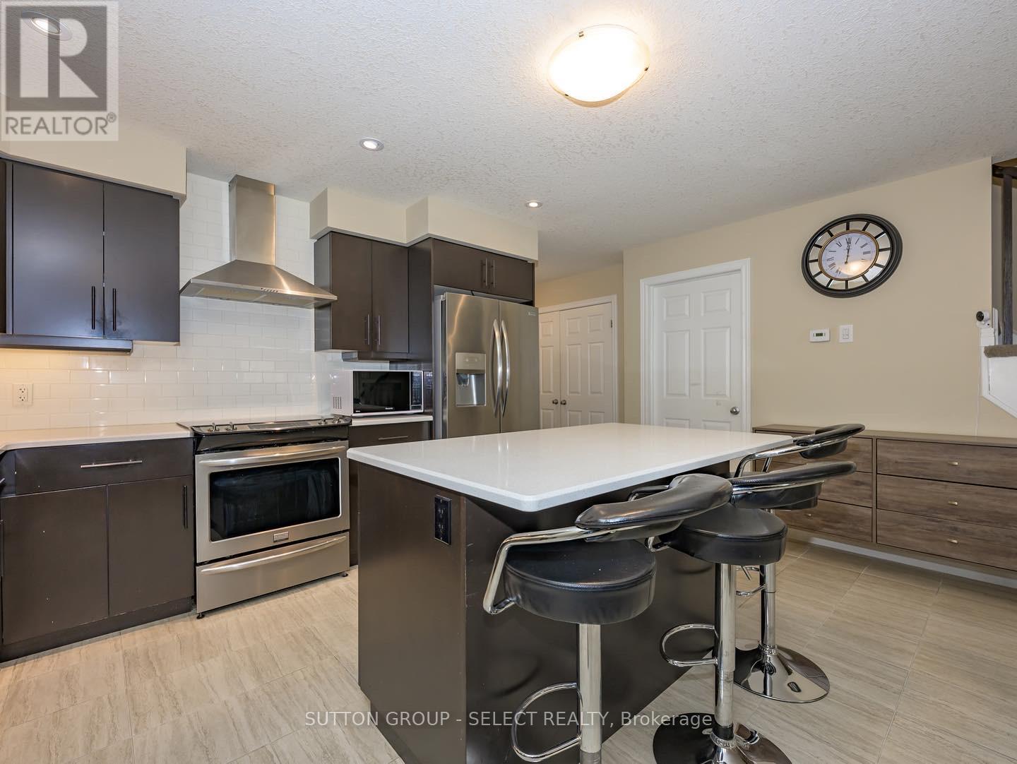 37 - 1220 Riverbend Road, London South, Ontario  N6K 0B4 - Photo 2 - X12995976