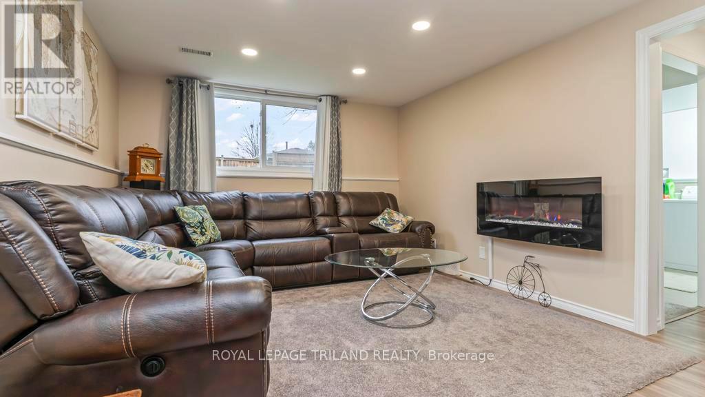 66 Garland Crescent, London East, Ontario  N5V 1N5 - Photo 23 - X12996060