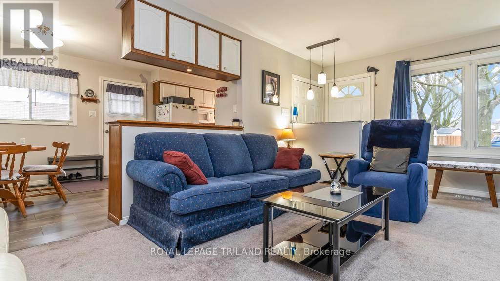 66 Garland Crescent, London East, Ontario  N5V 1N5 - Photo 8 - X12996060