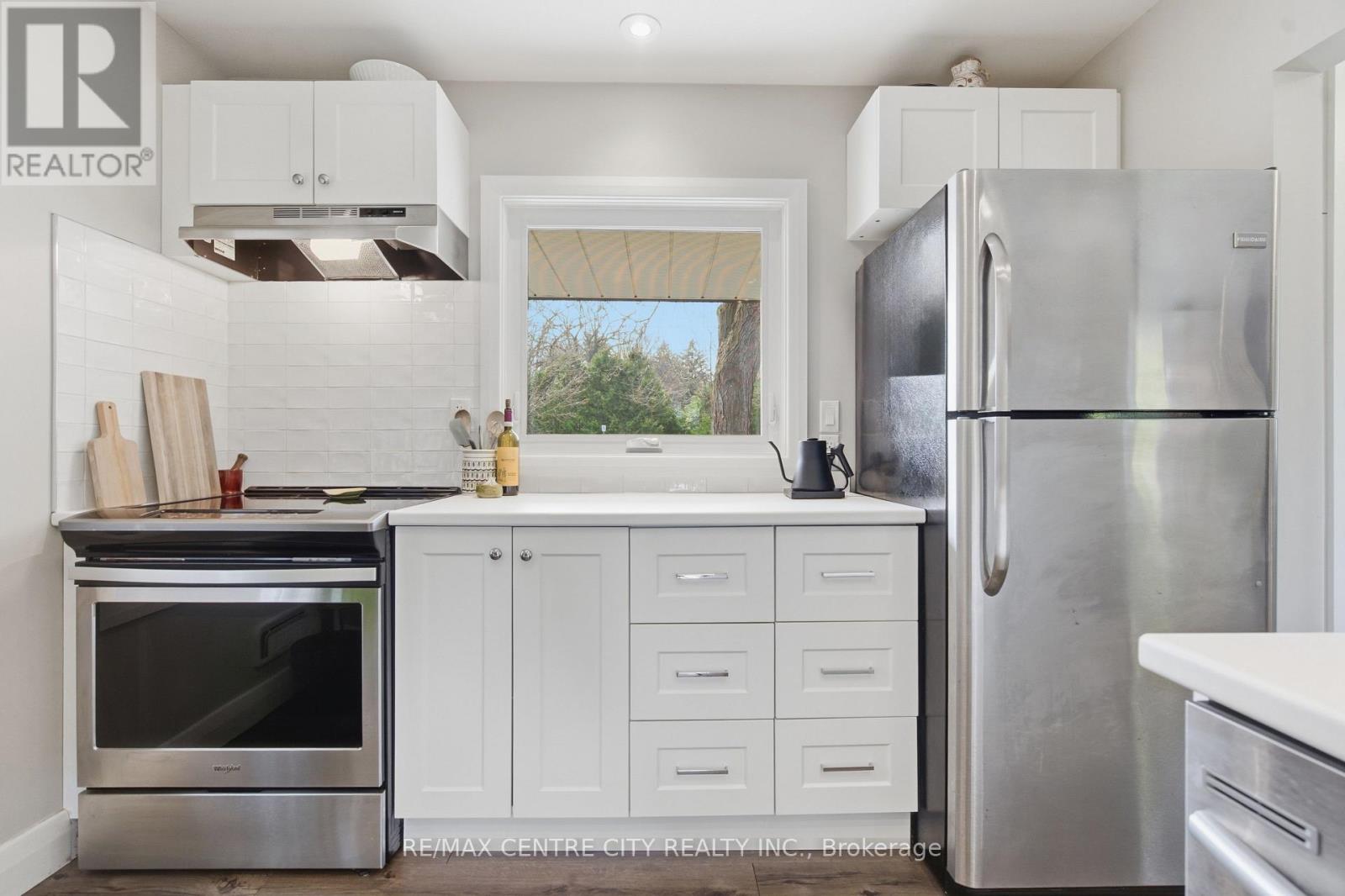 519 East Mile Road, London North, Ontario  N6H 3K7 - Photo 14 - X12996156