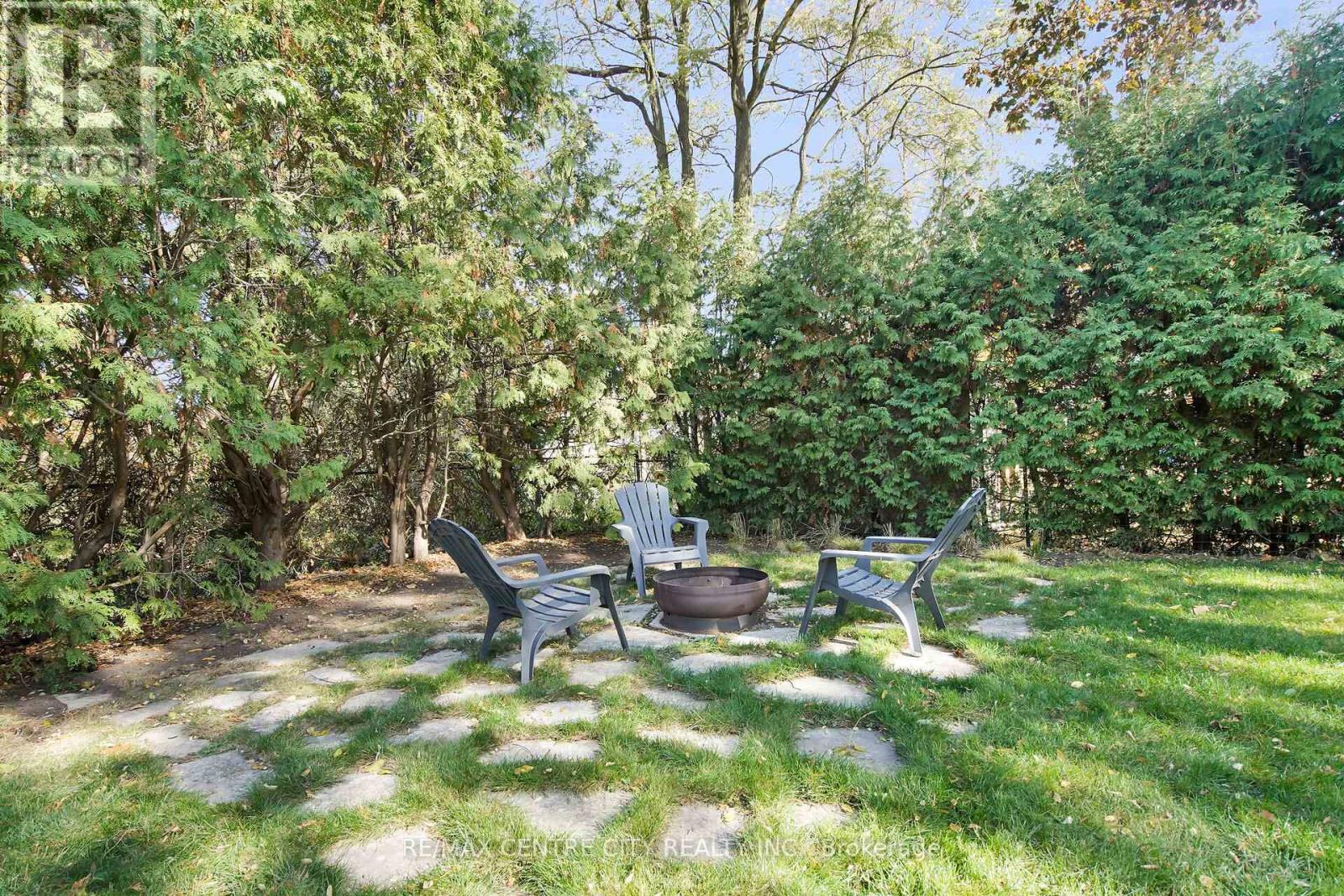 519 East Mile Road, London North, Ontario  N6H 3K7 - Photo 40 - X12996156