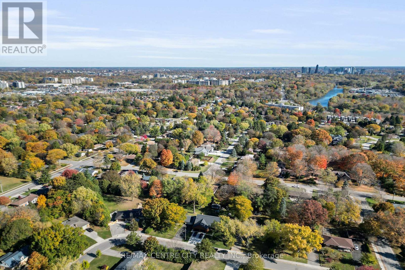 519 East Mile Road, London North, Ontario  N6H 3K7 - Photo 47 - X12996156