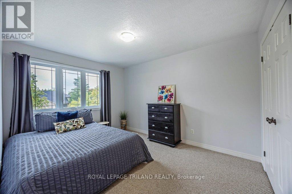 139 Skyline Avenue, London North, Ontario  N5X 0A3 - Photo 23 - X12996160