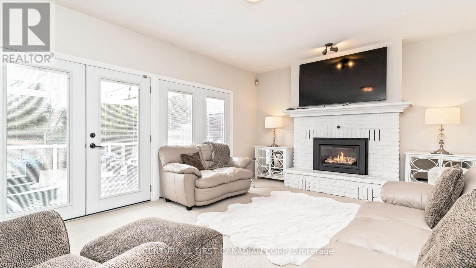 135 Ambleside Drive, London North, Ontario  N6G 4P8 - Photo 13 - X12996298