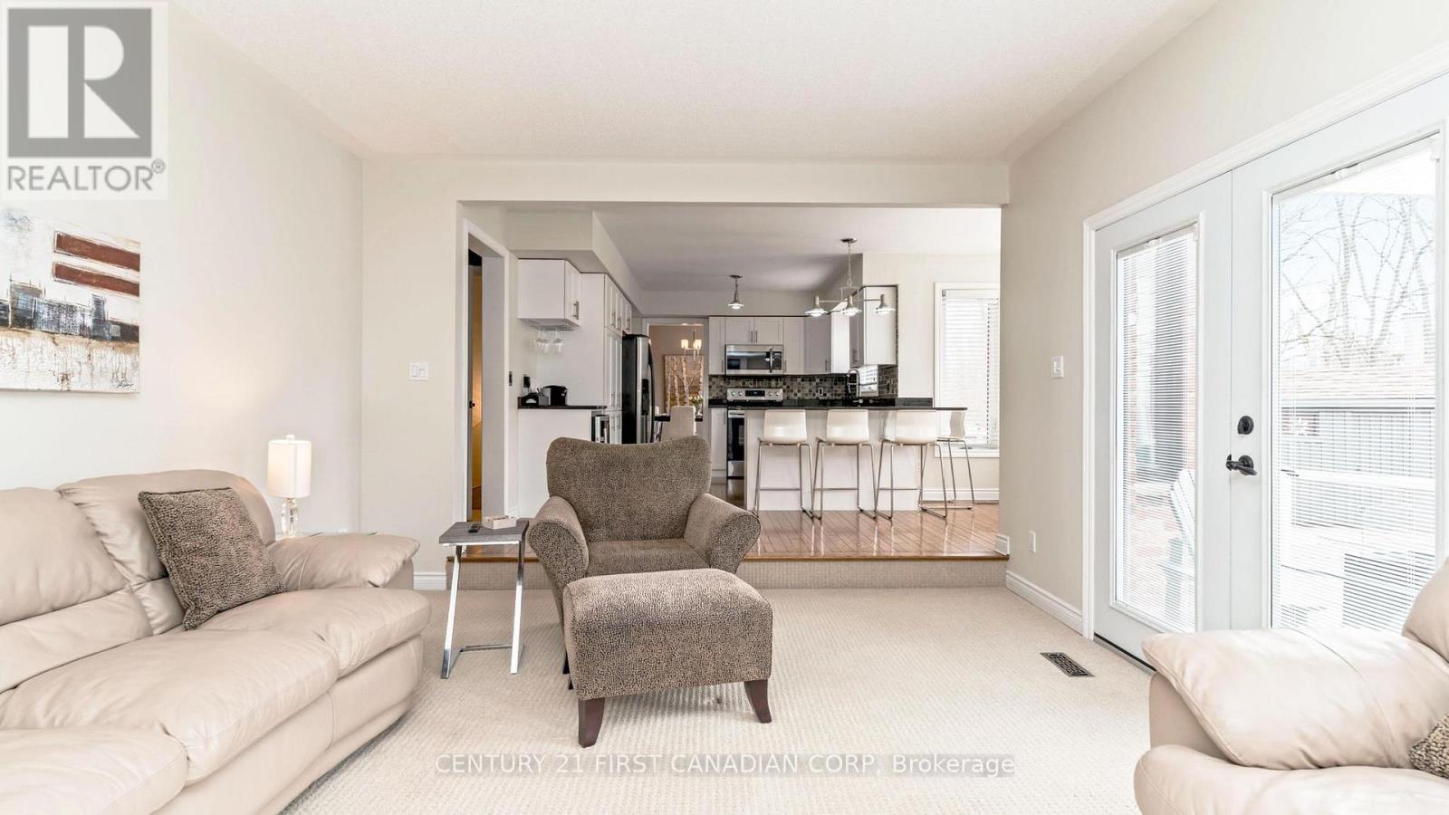 135 Ambleside Drive, London North, Ontario  N6G 4P8 - Photo 14 - X12996298