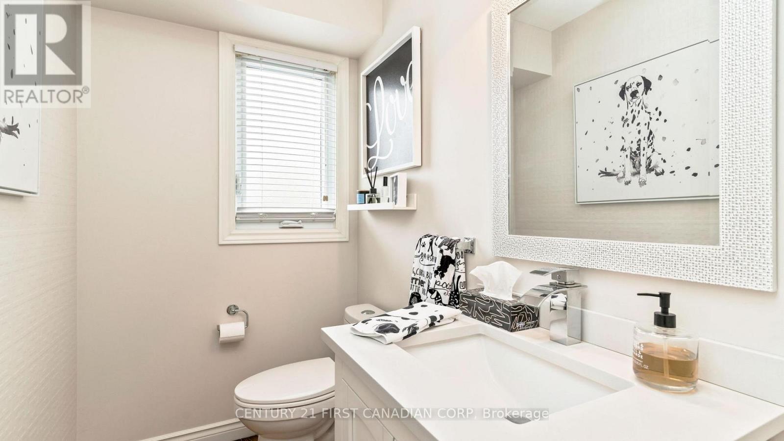 135 Ambleside Drive, London North, Ontario  N6G 4P8 - Photo 17 - X12996298