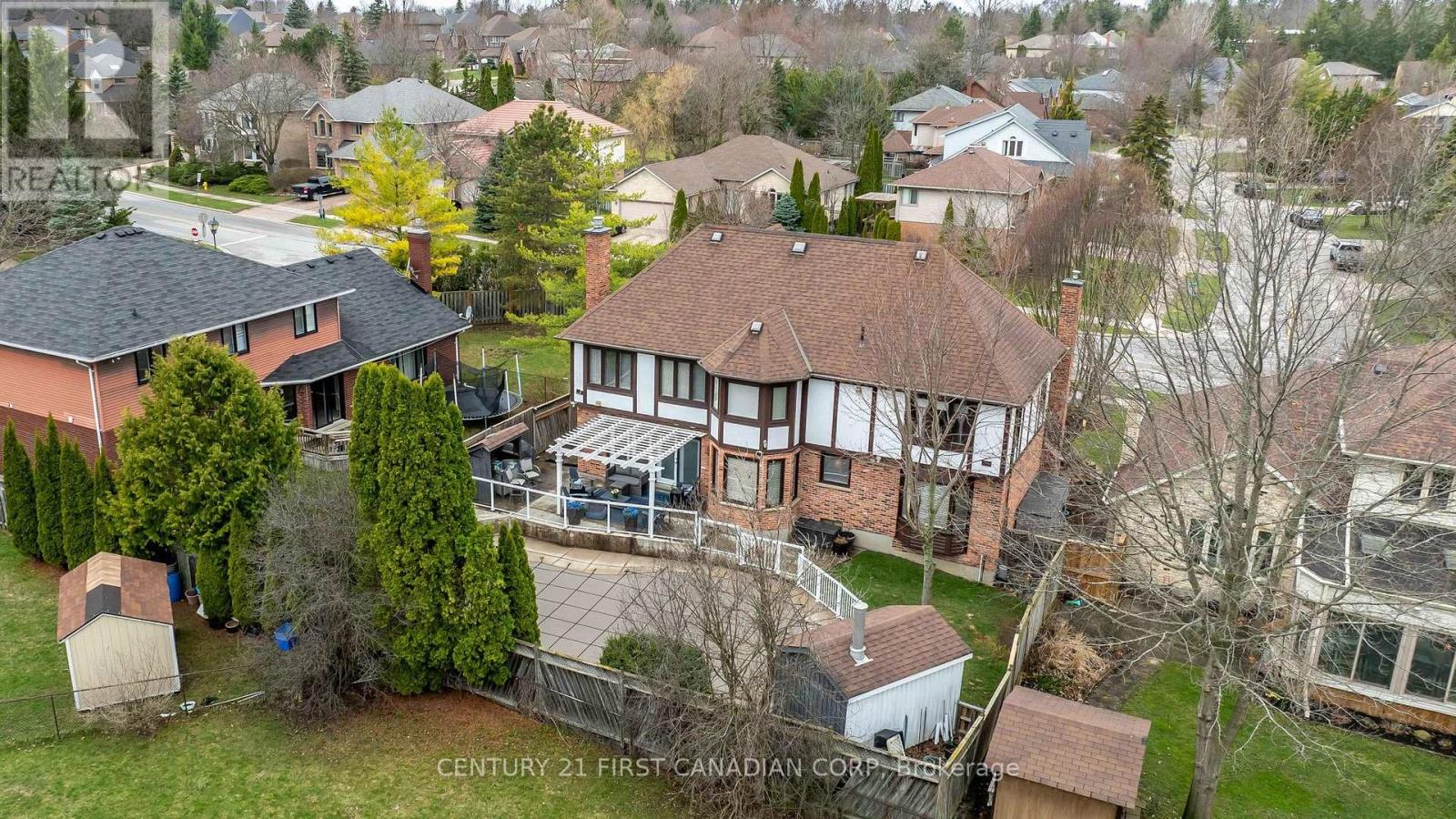 135 Ambleside Drive, London North, Ontario  N6G 4P8 - Photo 48 - X12996298