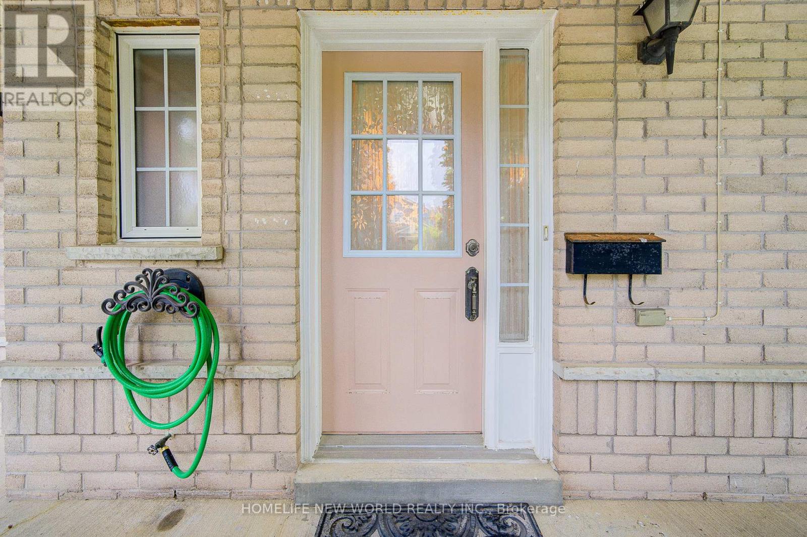 357 BUR OAK AVENUE, Markham, Ontario