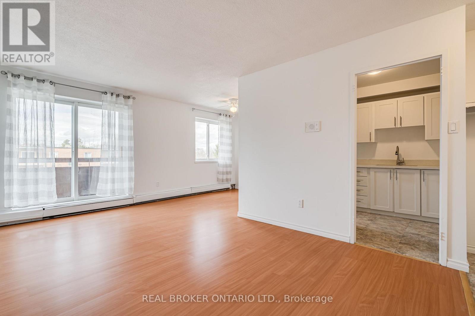 304 - 9 Princess Street, Orangeville, Ontario  L9W 1W1 - Photo 10 - W12995786