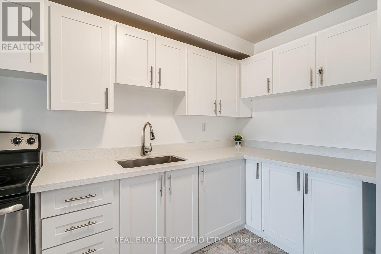 304 - 9 Princess Street, Orangeville, Ontario  L9W 1W1 - Photo 8 - W12995786