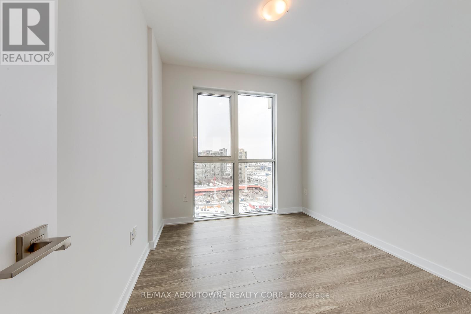 1502 - 4085 Parkside Village Drive, Mississauga, Ontario  L5B 0K8 - Photo 29 - W12995840