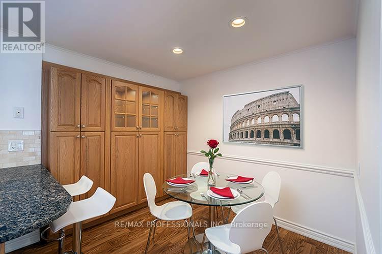 34 - 4230 Fieldgate Drive, Mississauga, Ontario  L4W 2M5 - Photo 14 - W12995852