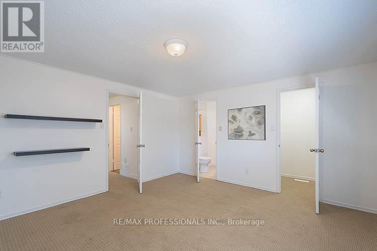 34 - 4230 Fieldgate Drive, Mississauga, Ontario  L4W 2M5 - Photo 18 - W12995852