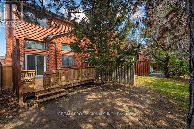 34 - 4230 Fieldgate Drive, Mississauga, Ontario  L4W 2M5 - Photo 29 - W12995852