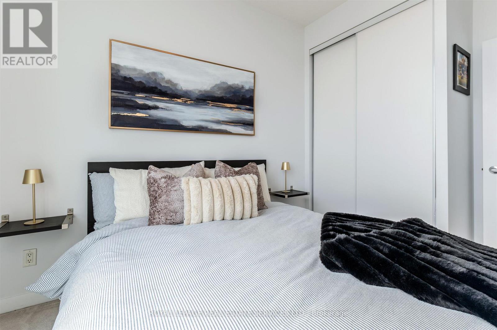 Ph101 - 215 Sherway Gardens Road, Toronto, Ontario  M9C 0A4 - Photo 13 - W12995854