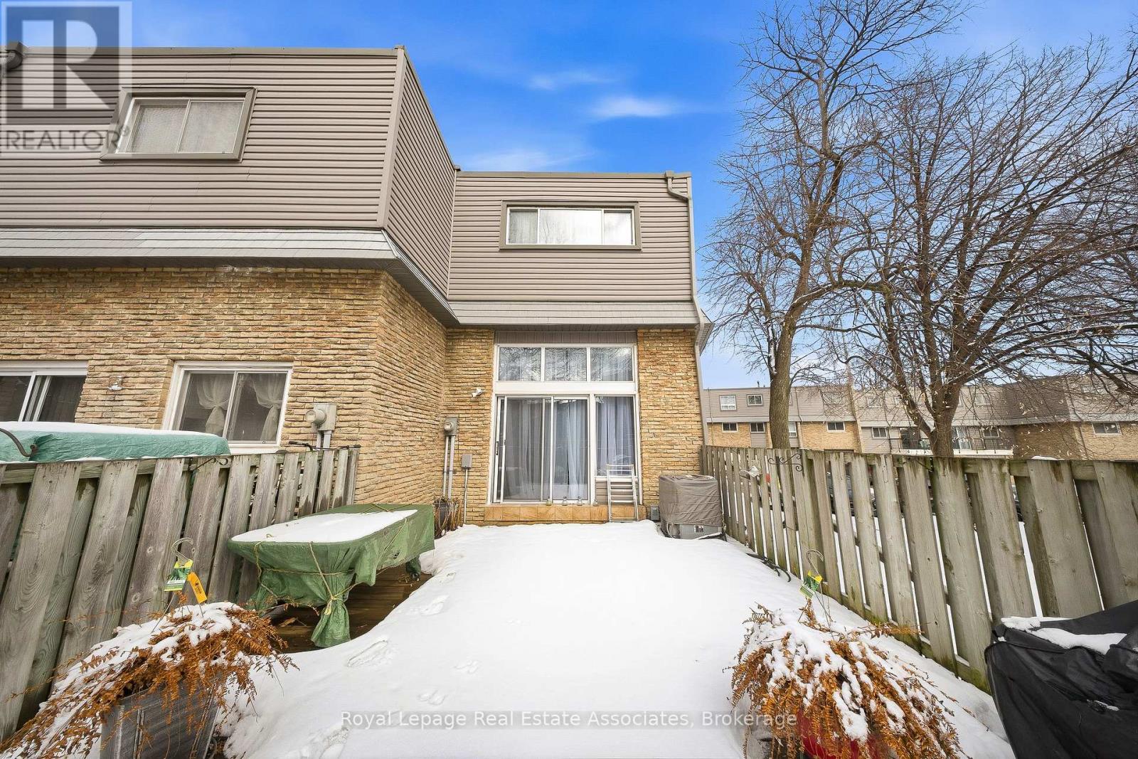 111 - 2315 Bromsgrove Road, Mississauga, Ontario  L5J 4A6 - Photo 22 - W12995866