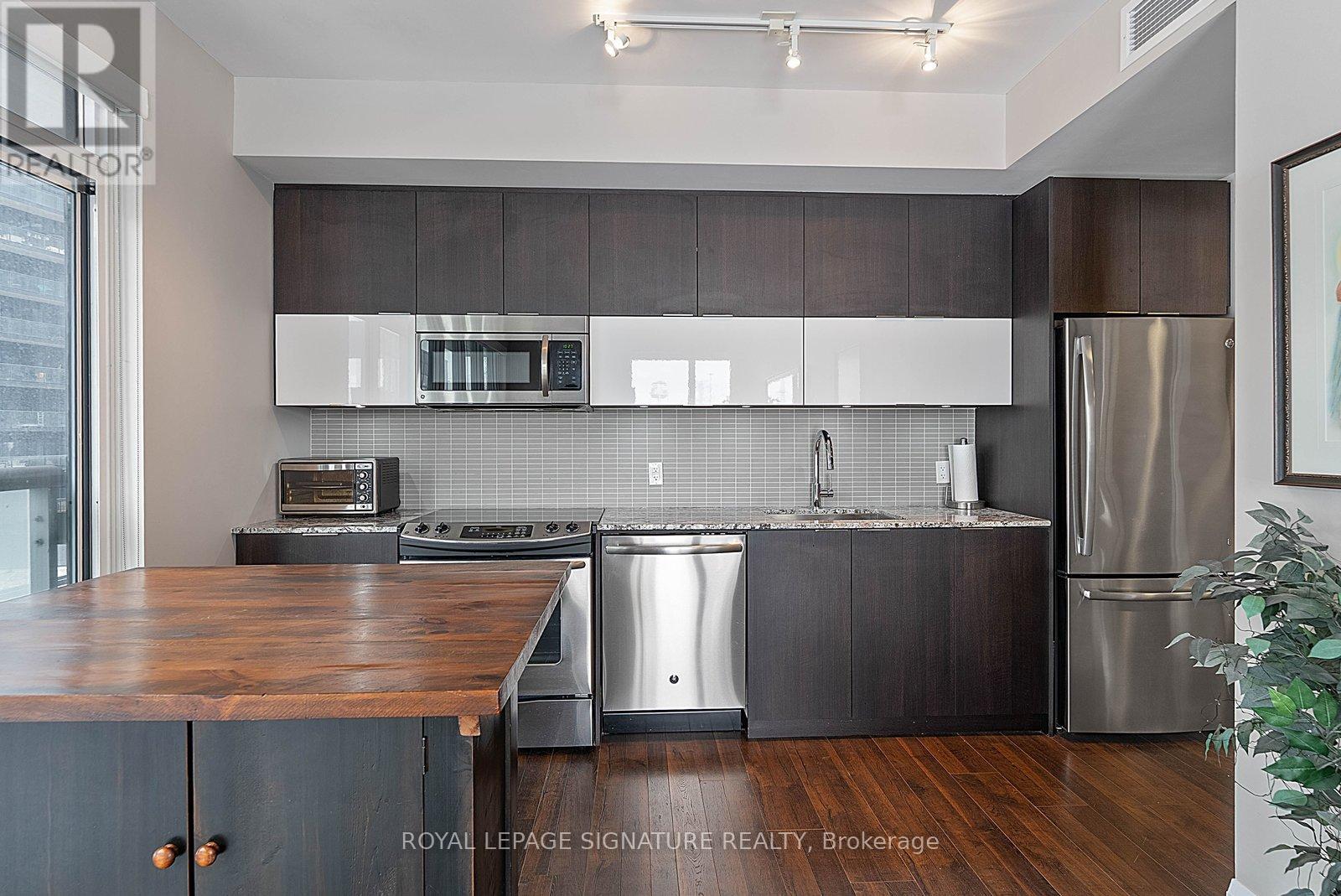 510 - 56 Annie Craig Drive, Toronto, Ontario  M8V 0C5 - Photo 7 - W12995918