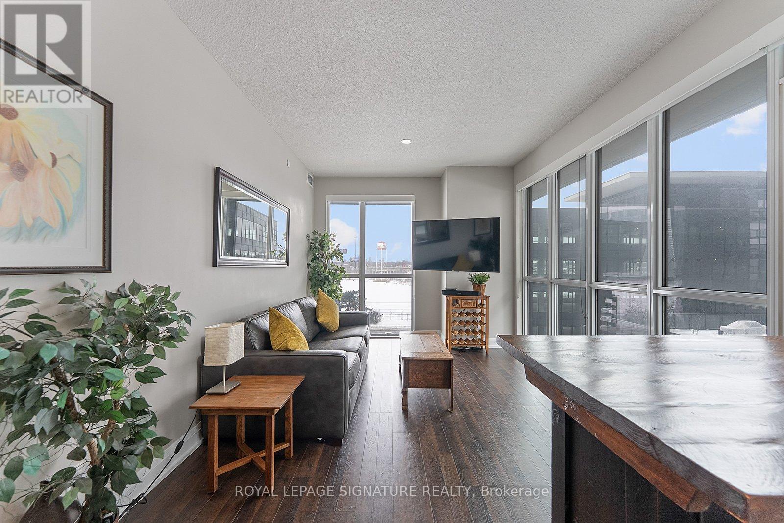 510 - 56 Annie Craig Drive, Toronto, Ontario  M8V 0C5 - Photo 9 - W12995918