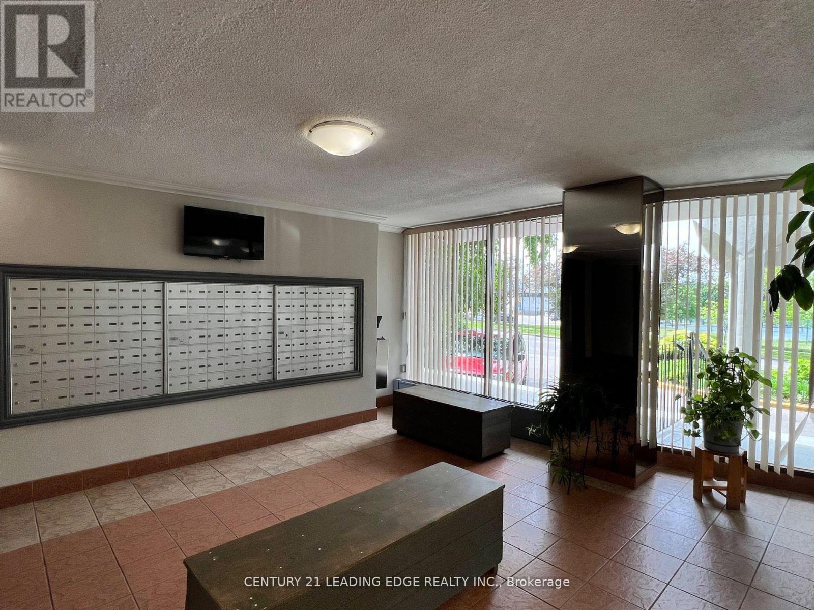 916 - 80 Grandravine Drive, Toronto, Ontario  M3J 1B2 - Photo 20 - W12995924