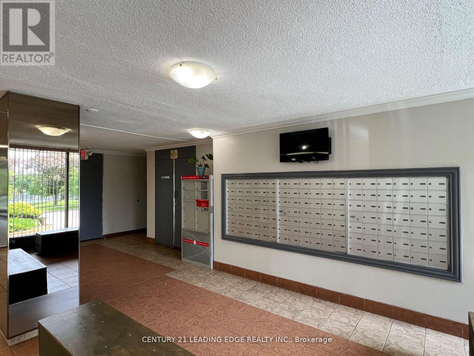 916 - 80 Grandravine Drive, Toronto, Ontario  M3J 1B2 - Photo 21 - W12995924